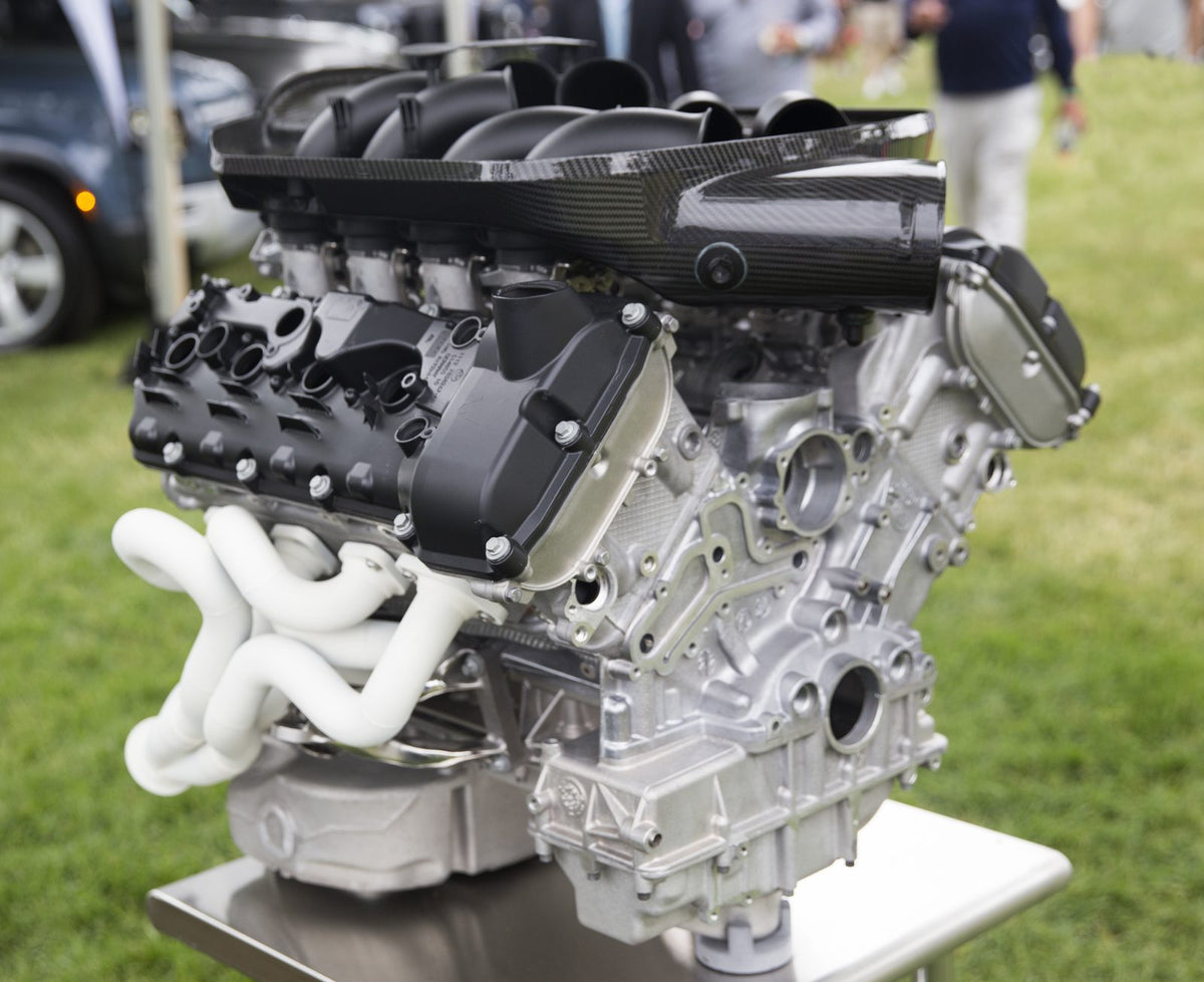BMW S68 4.4L twin-turbo mild-hybrid V8 M engine